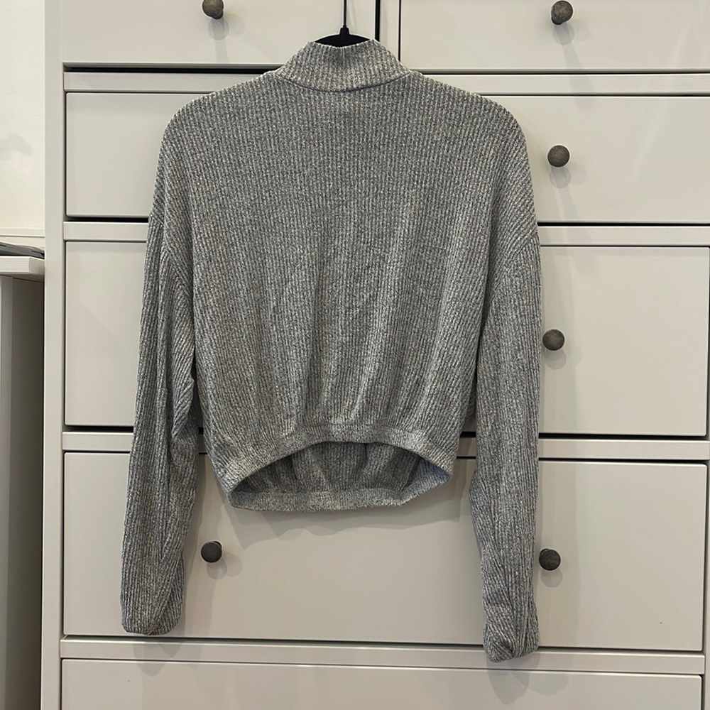 Garage Cropped Grey Sweater